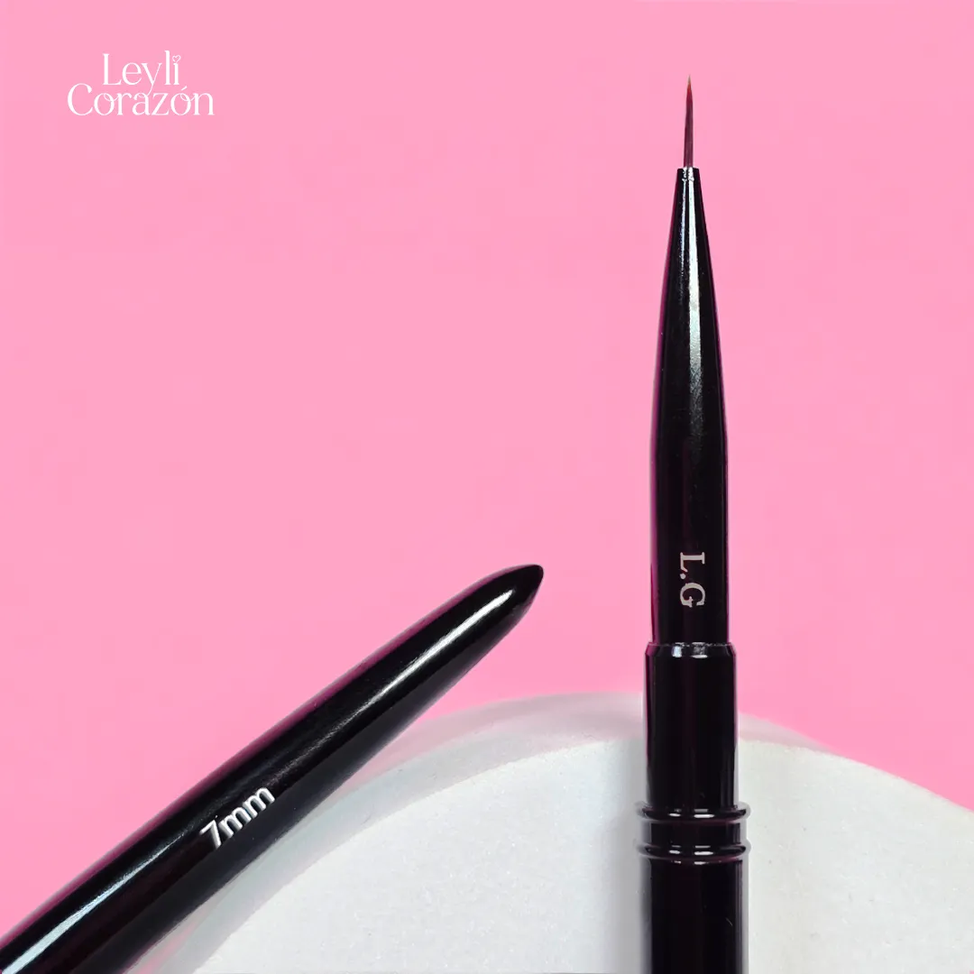 LINER BLACK 7MM LEYLI CORAZON 2 Leyli Corazón LINER BLACK 7MM LEYLI CORAZON - Imagen 2