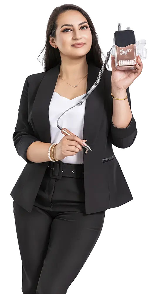 leyli23 Leyli Corazón Belleza Uñas Nails Lashes Pestañas Cejas Eyelashes Herramientas Cúticula