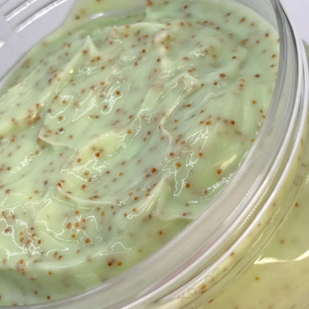 EXFOLIANTE CORPORAL 450ML CHERIMOYA ALOE 2 Leyli Corazón EXFOLIANTE CORPORAL 450ML CHERIMOYA ALOE - Imagen 2