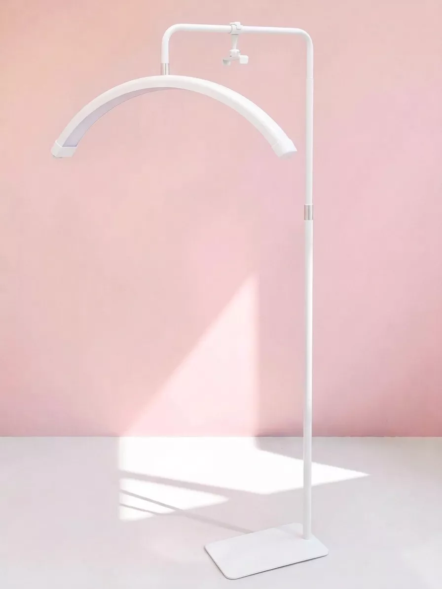 LAMPARA MEDIA LUNA DE PISO BLANCO 1 Leyli Corazón LAMPARA MEDIA LUNA DE PISO BLANCO